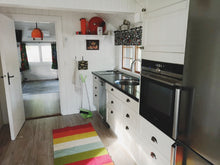 Laden Sie das Bild in den Galerie-Viewer, Traumhaus in den schwedischen Schären!!