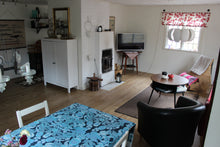 Laden Sie das Bild in den Galerie-Viewer, Die schwedischen Schären! Anglertraum und Entspannung pur in fantastischer Natur!