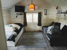 Laden Sie das Bild in den Galerie-Viewer, Traumhaus in den schwedischen Schären!!